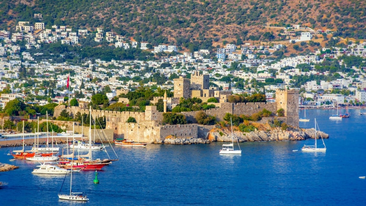 Rome or Aegean Paradise? Must-Visit Tourist Spots in Bodrum