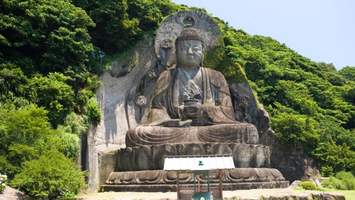 A place where you can find nostalgic goodies! Introducing popular souvenirs from Kyonan Town