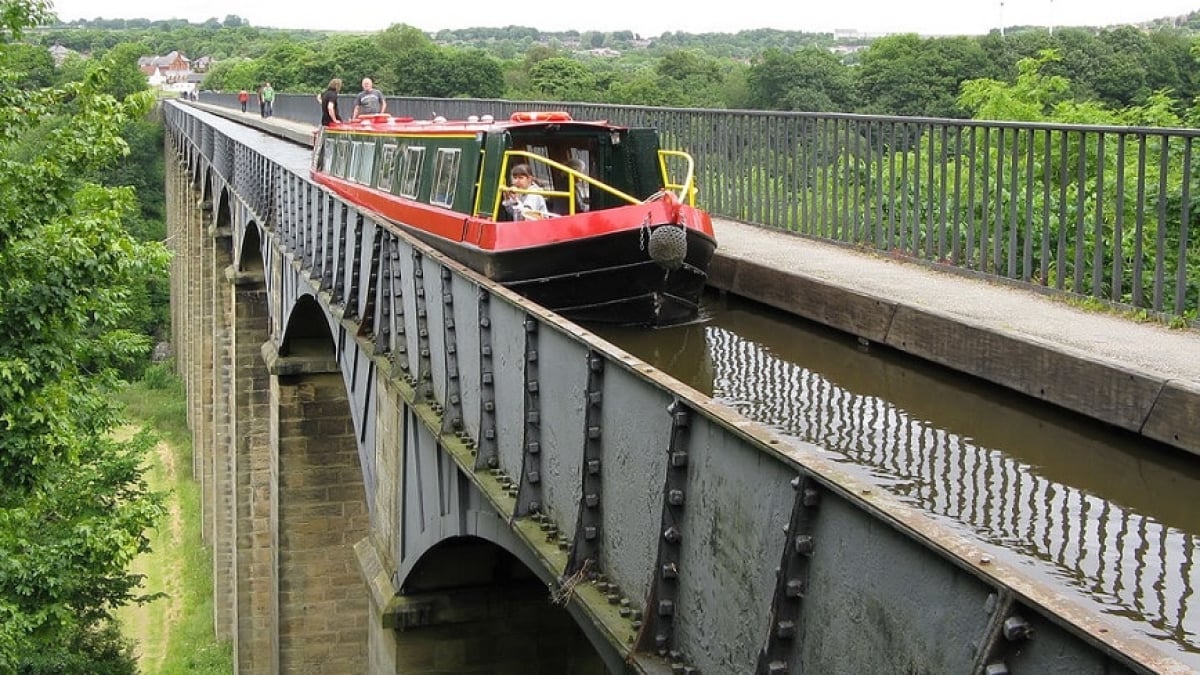 Crossing a Canal Aqueduct by Boat: Wales’ World Heritage Site!