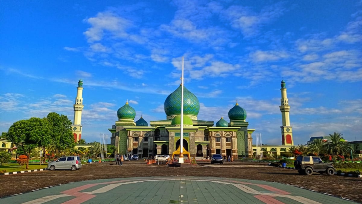 Beautiful architecture! Ancient ruins! Top-level sanitation! Sightseeing in the hidden gem city of Pekanbaru