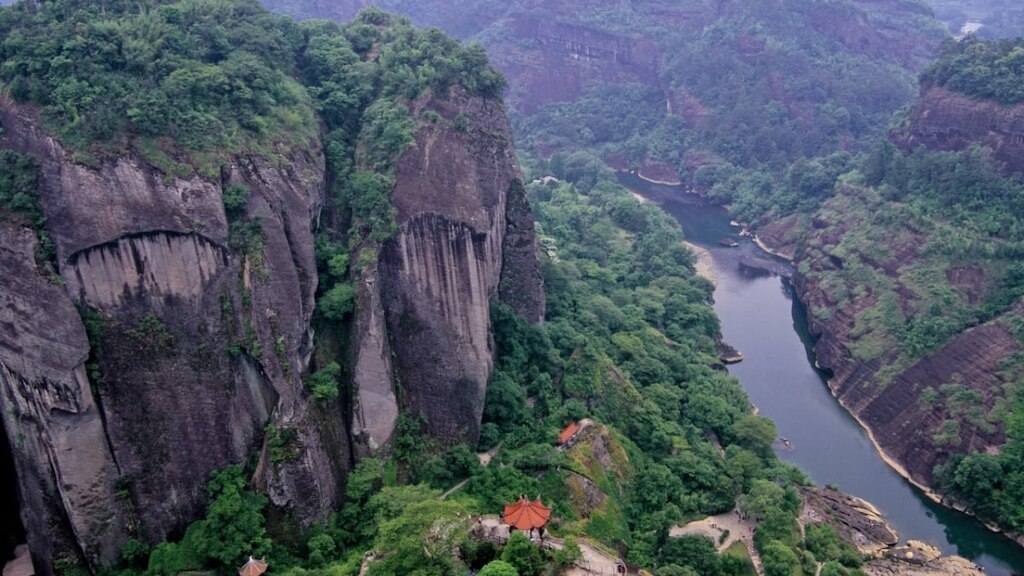 【World Heritage Site】What is Wuyishan?｜A region adorned with strange ...