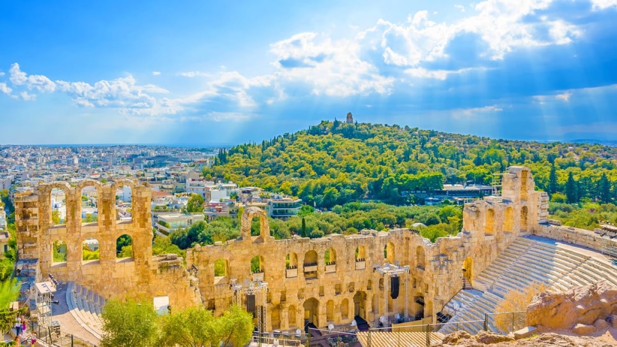 4 Recommended Souvenirs to Buy in Athens, the Mythical City of Greek Legends