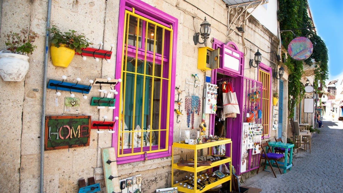 Discover Unique Izmir Souvenirs and Local Specialties: A Different Flavor from Istanbul