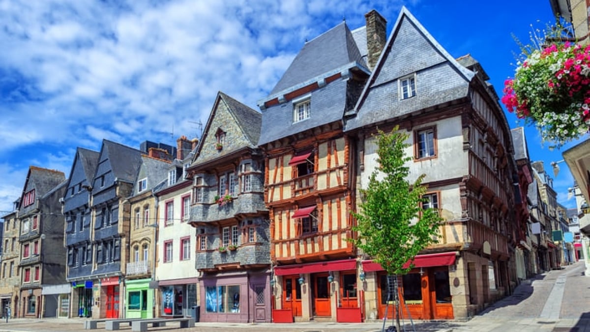 The Flower Town of the Brittany Peninsula! 3 Recommended Sightseeing Spots in Lannion