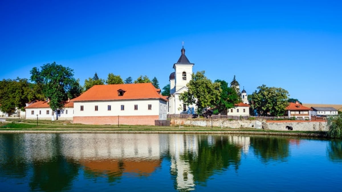 Buy Lots of Souvenirs in Moldova! Here Are Our Recommendations!