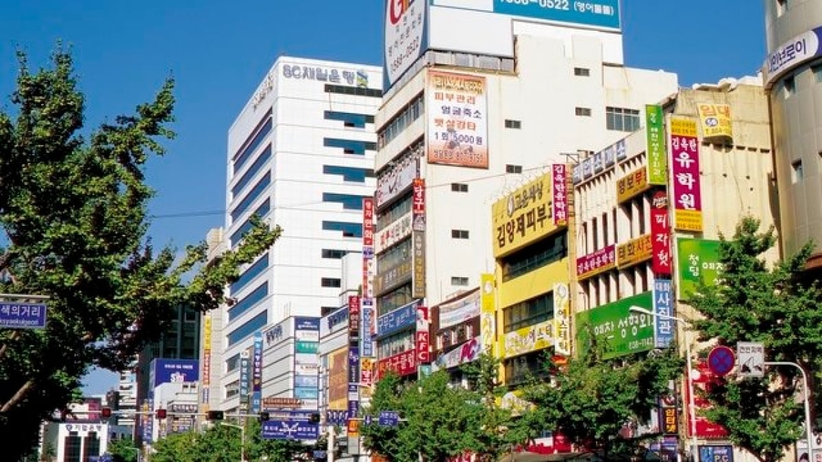 Shop Smart for Shoes! 4 Best Stores in Seomyeon, Busan Loved by Locals