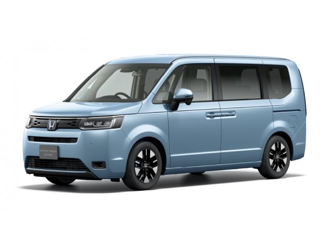 Noah Hybrid (8 seats)